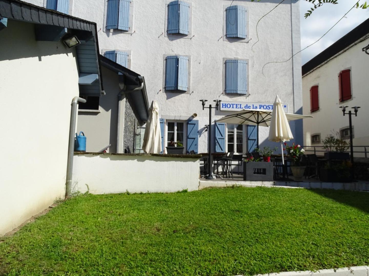 Hotel De La Poste Tardets-Sorholus Esterno foto