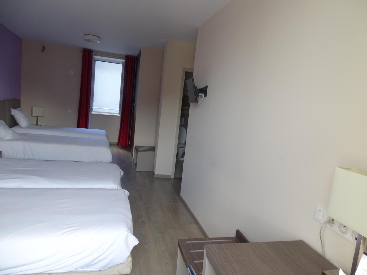 Hotel De La Poste Tardets-Sorholus Esterno foto